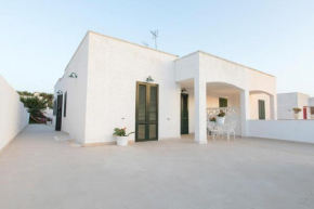 Villa Rebecca by BarbarHouse Marina Di Mancaversa